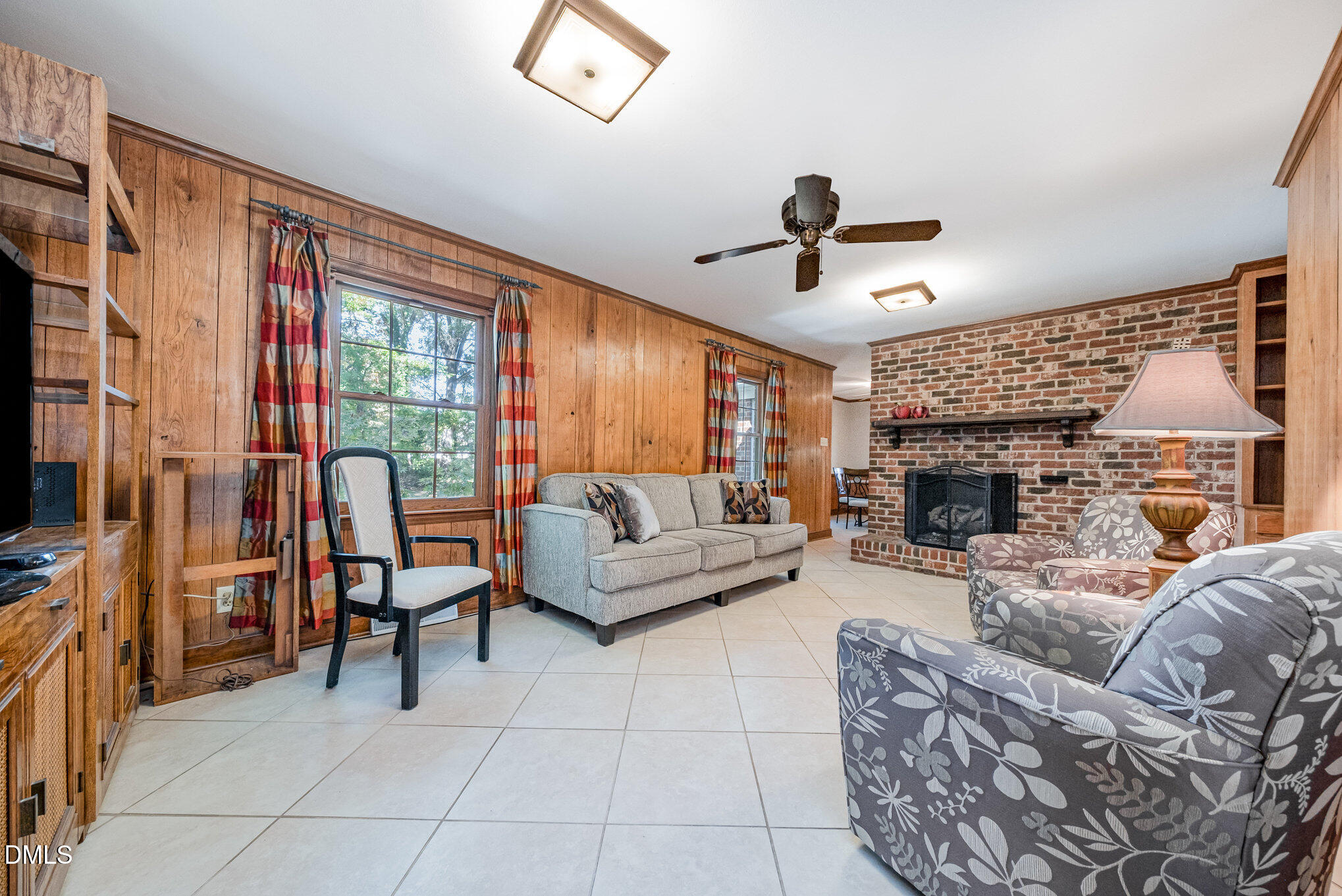 2055 Shirley Drive, Burlington