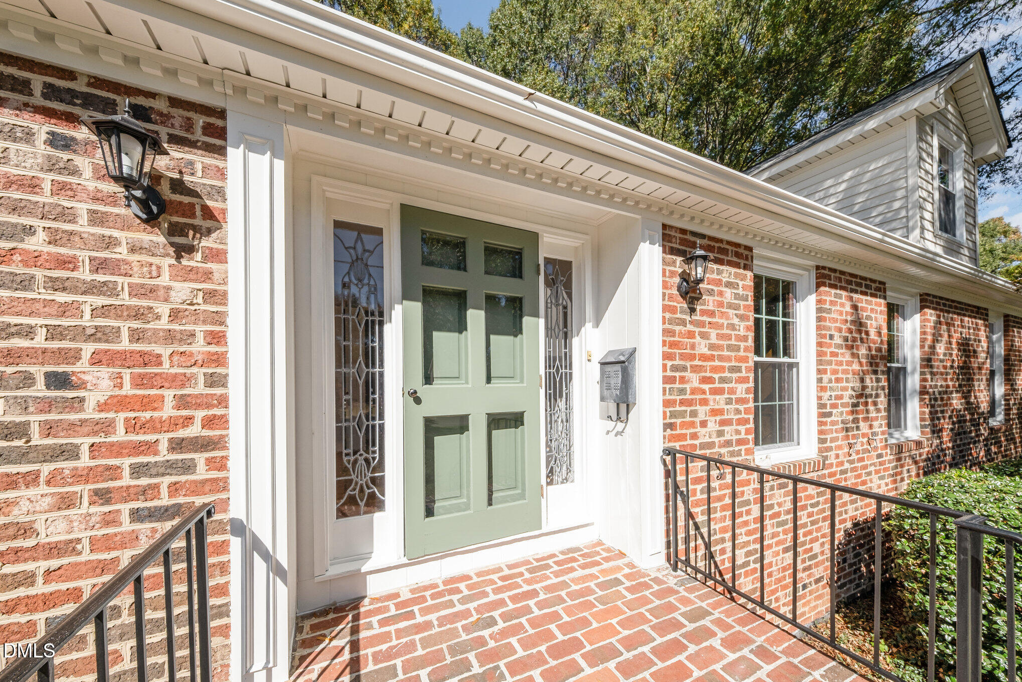 2055 Shirley Drive, Burlington