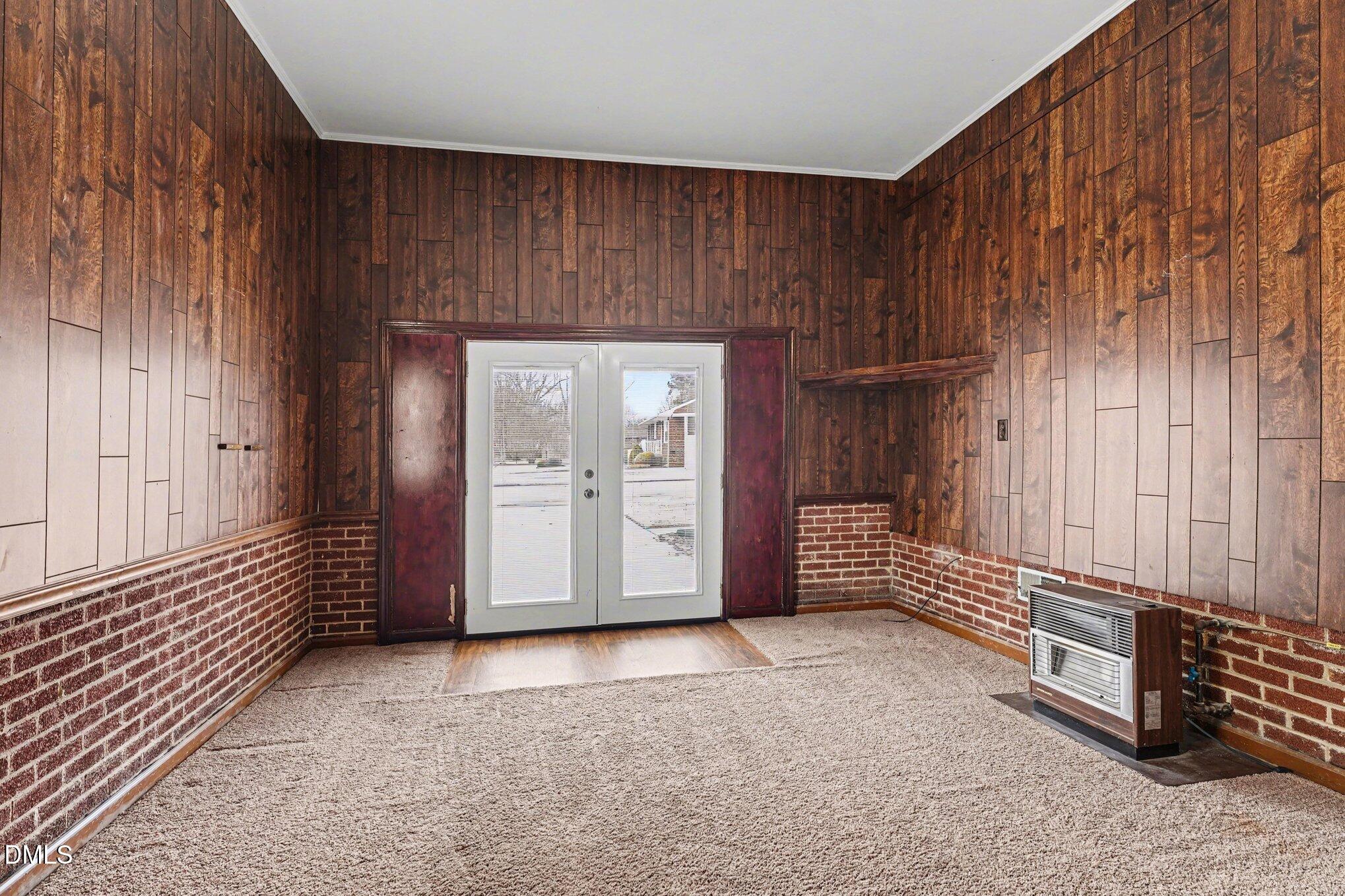 106 Hall Street