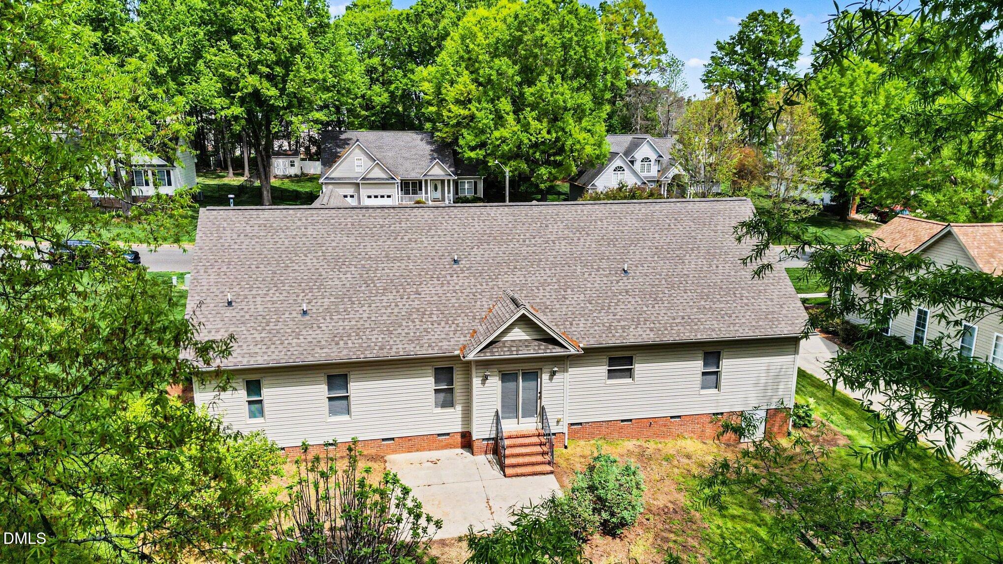 411 Spring Hill Lane