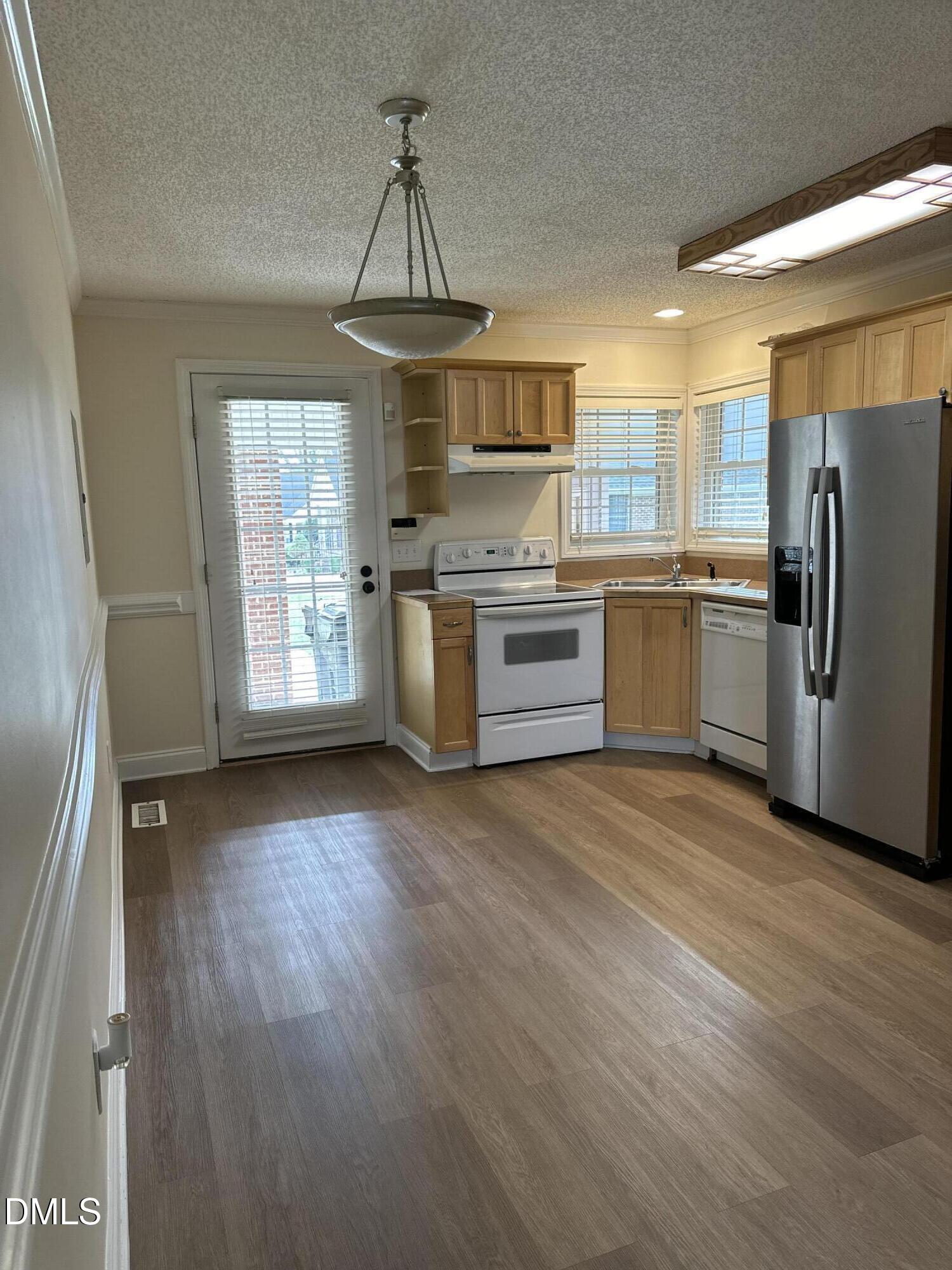 2012 S Mebane Street # 102