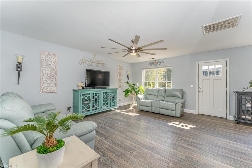 1188 Maple Ridge Drive