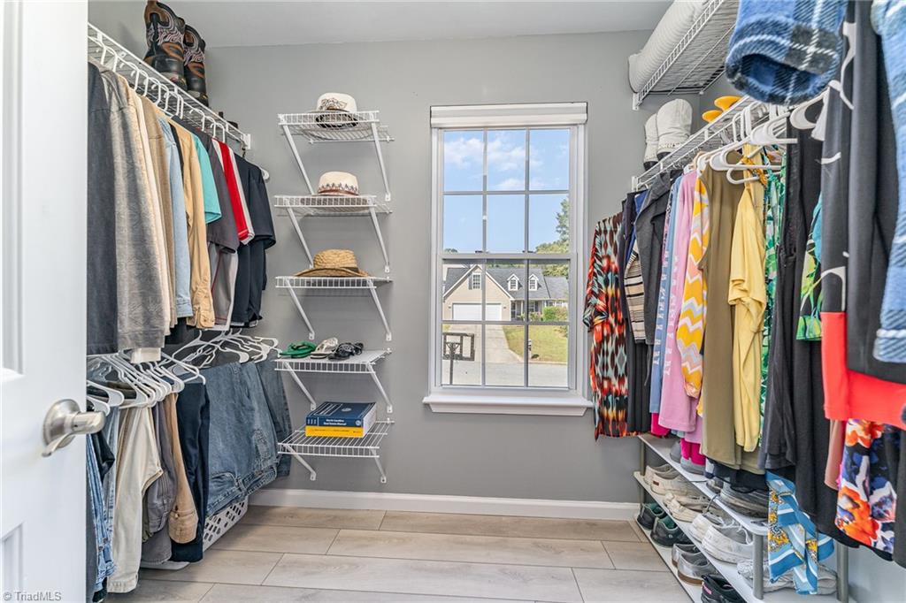 1188 Maple Ridge Drive