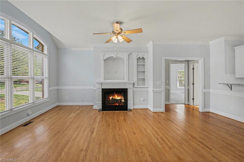 411 Spring Hill Lane