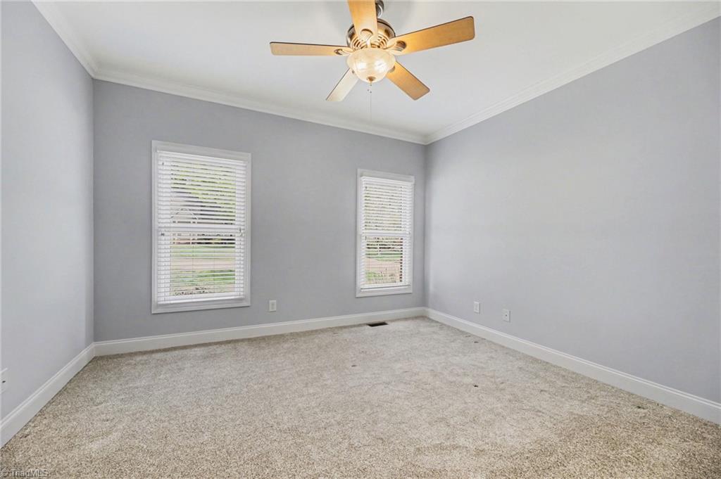 411 Spring Hill Lane