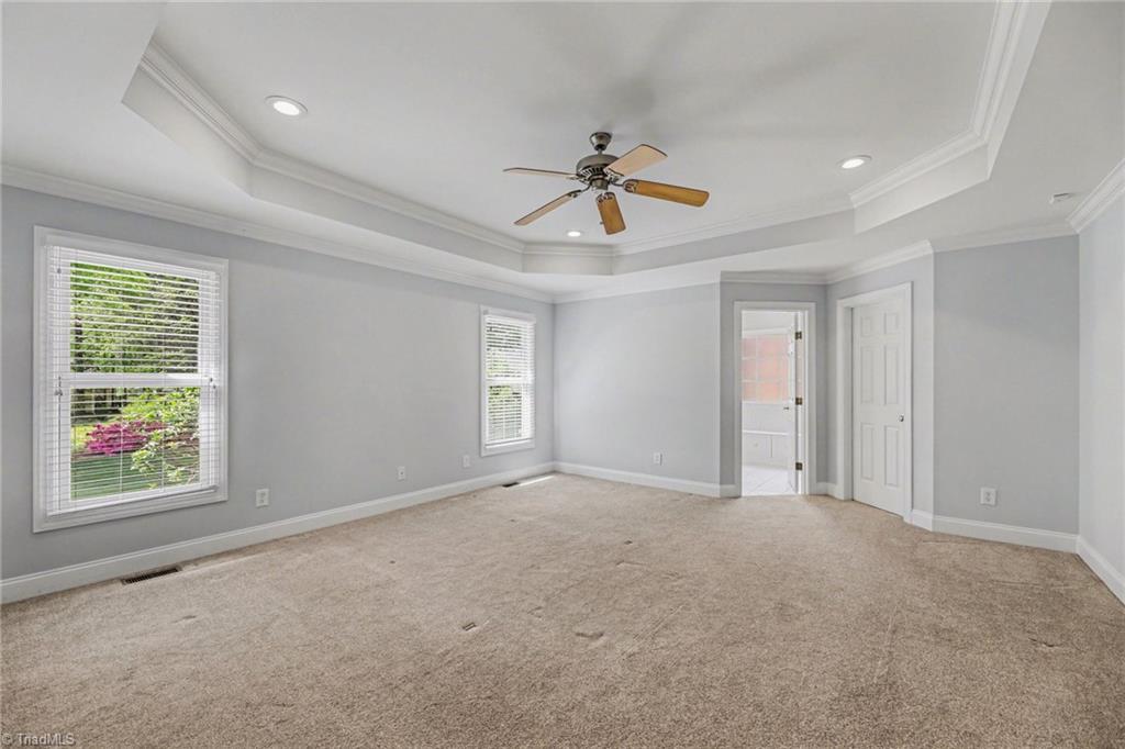 411 Spring Hill Lane