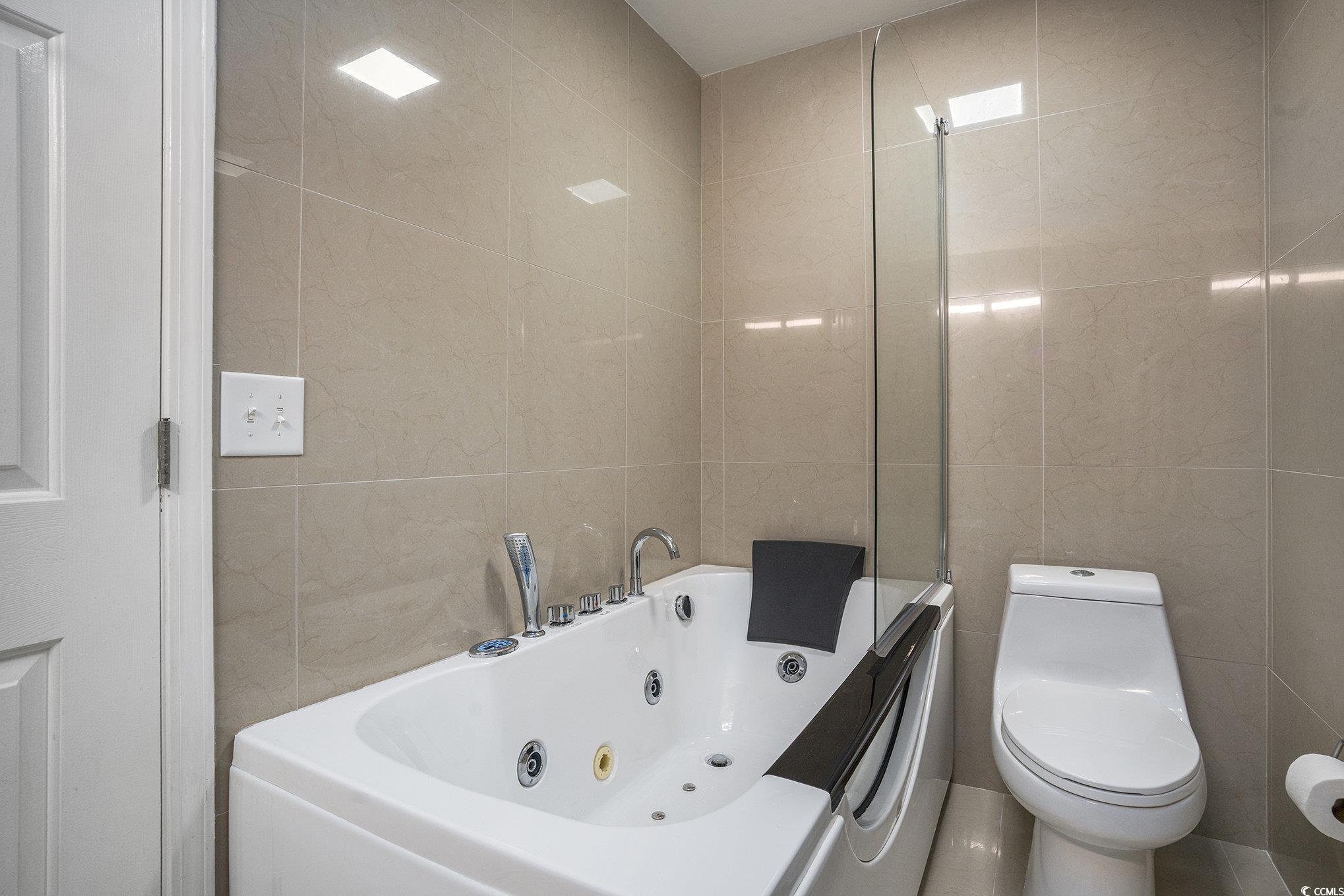 616 Waterway Village Blvd. Unit: 24D