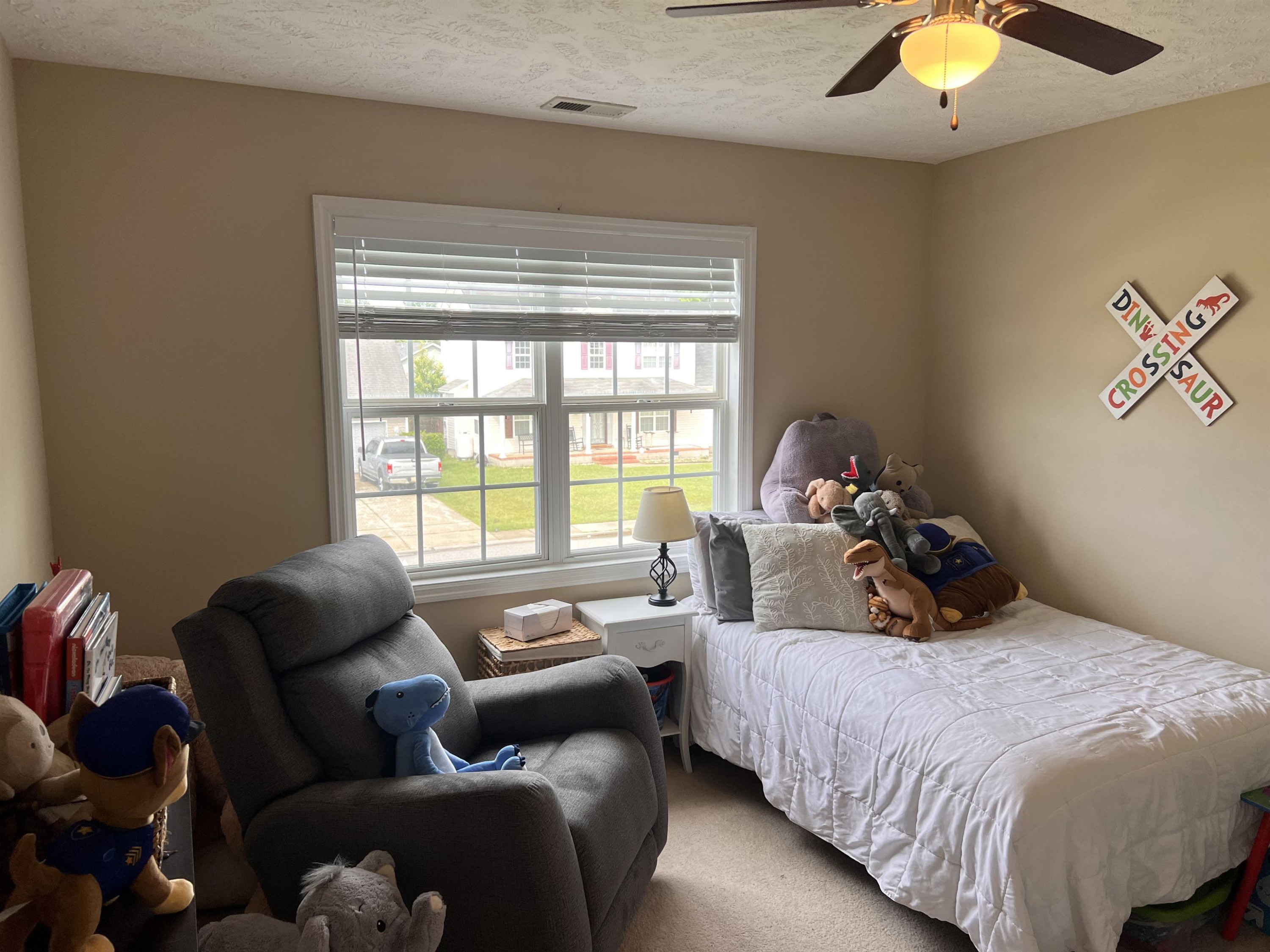 1507 Royal Springs Street