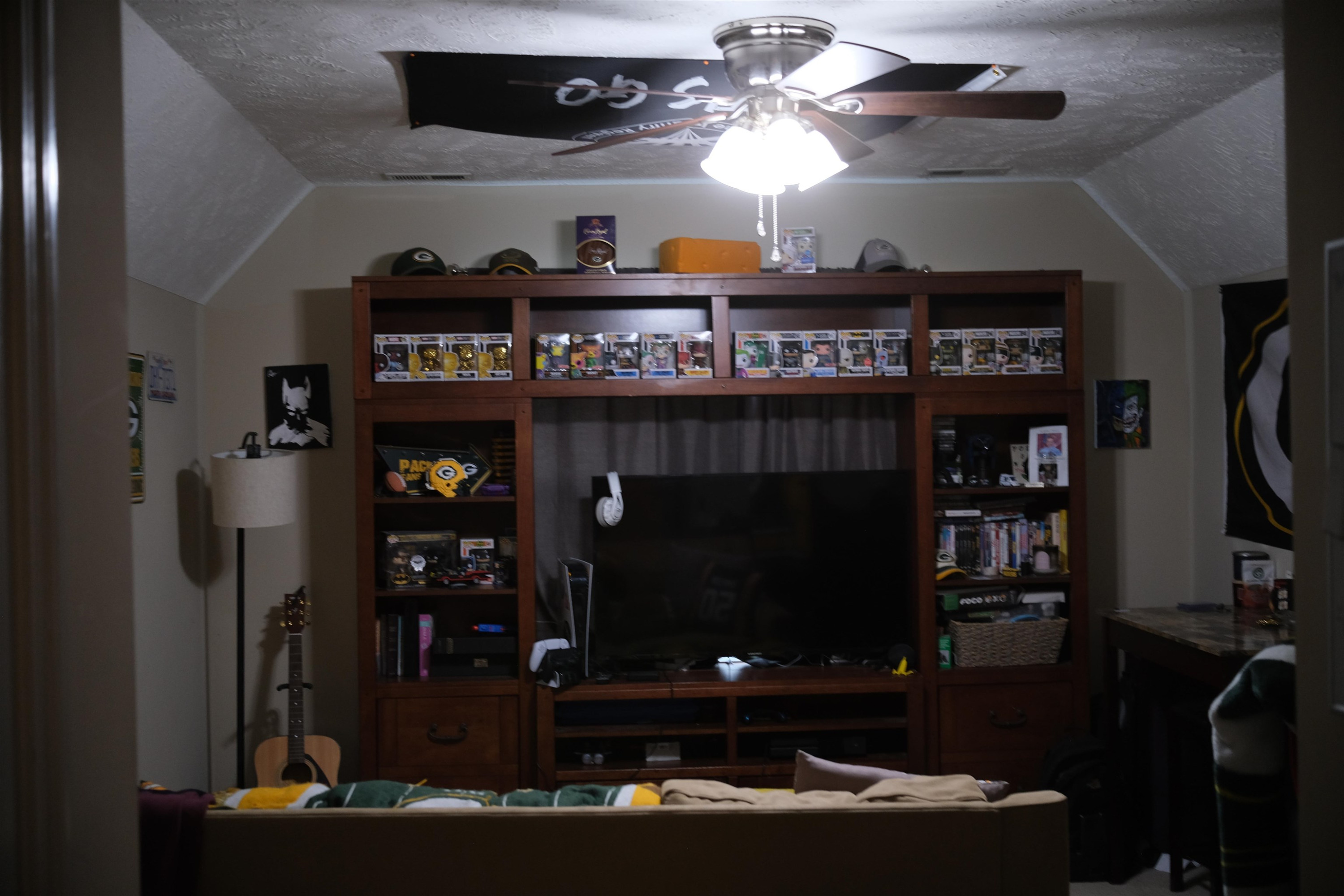 1507 Royal Springs Street