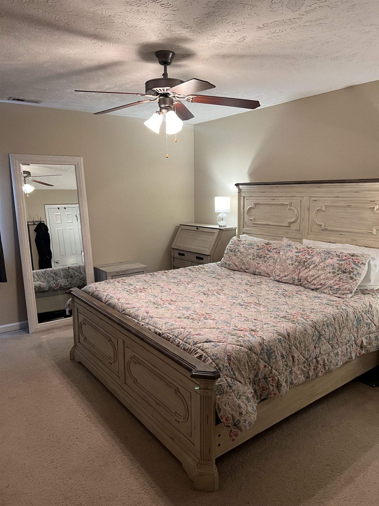 1507 Royal Springs Street