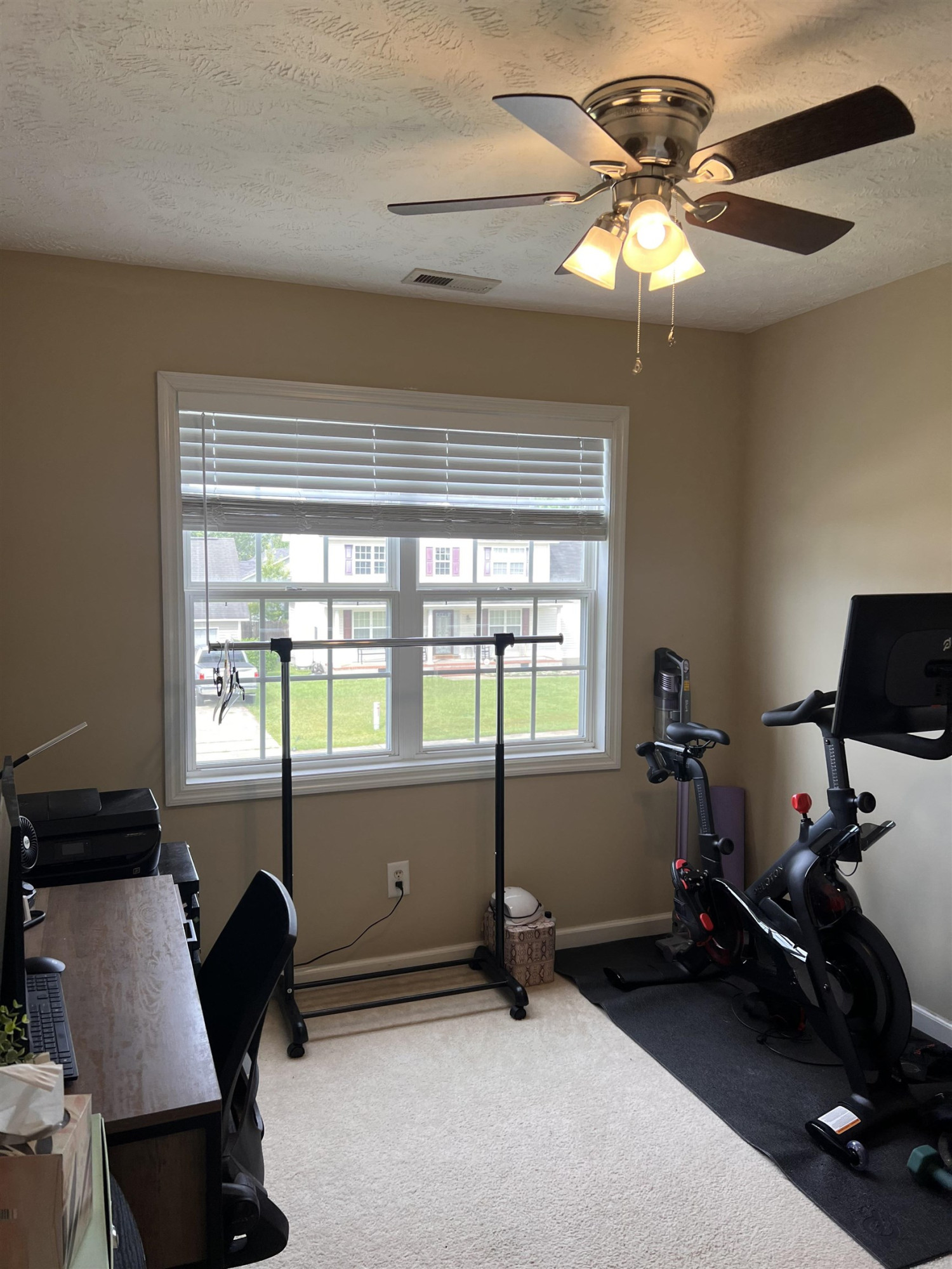 1507 Royal Springs Street