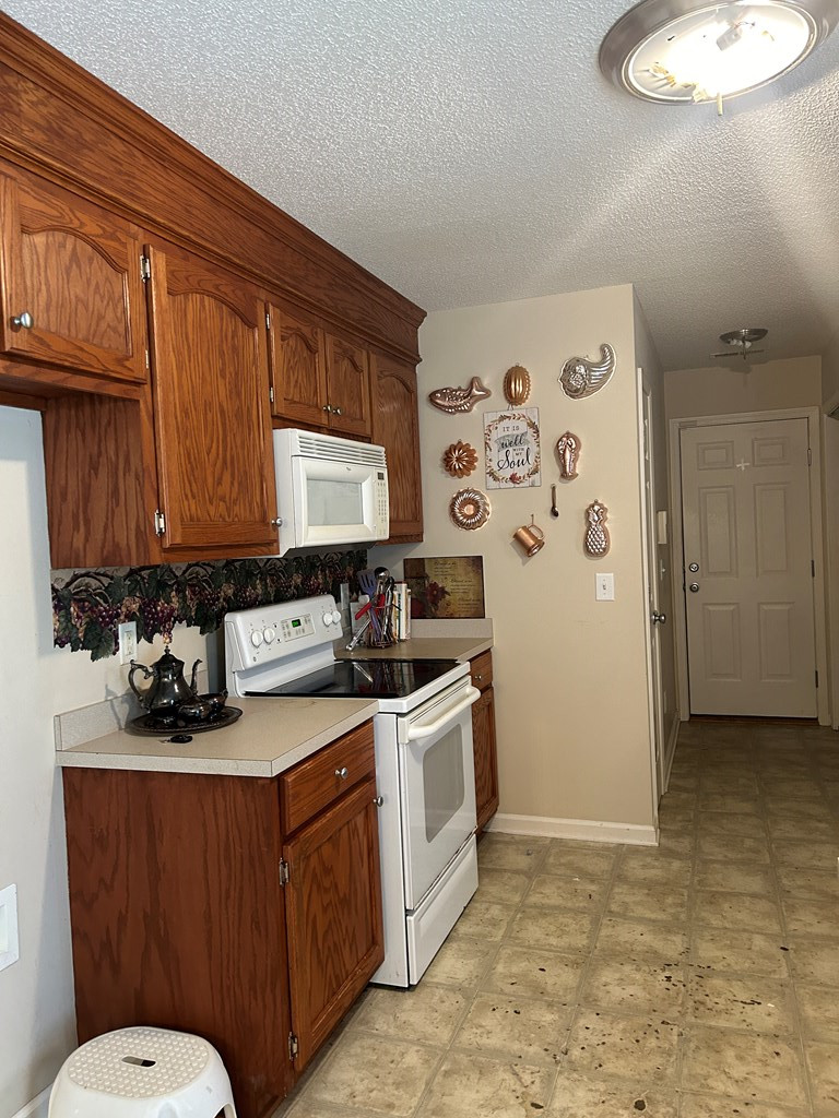 1710 Pryacantha Road