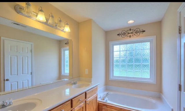 2535 Foxcroft Circle