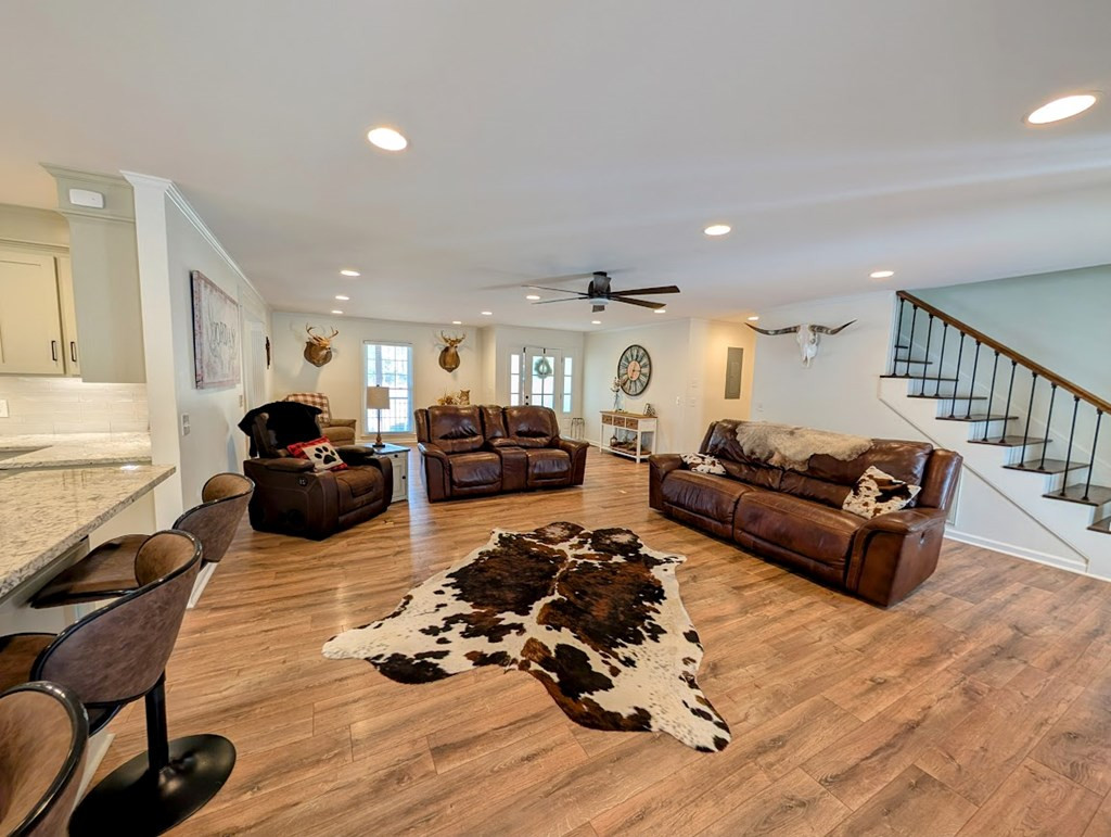 2015 Beckwood Rd