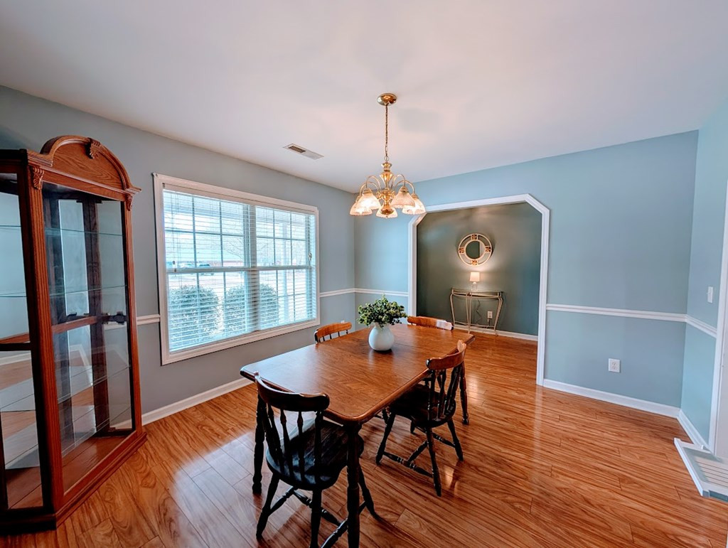 3520 Oleander Drive