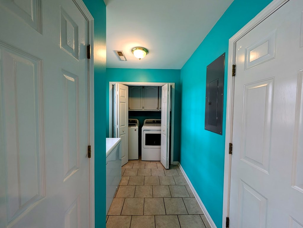 3520 Oleander Drive
