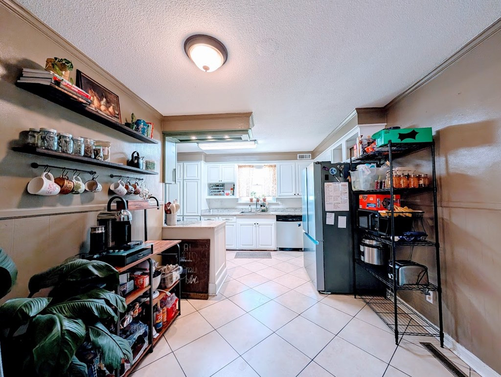 593 Covington Street