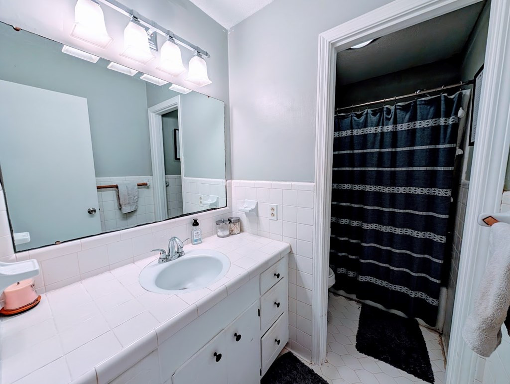 593 Covington Street