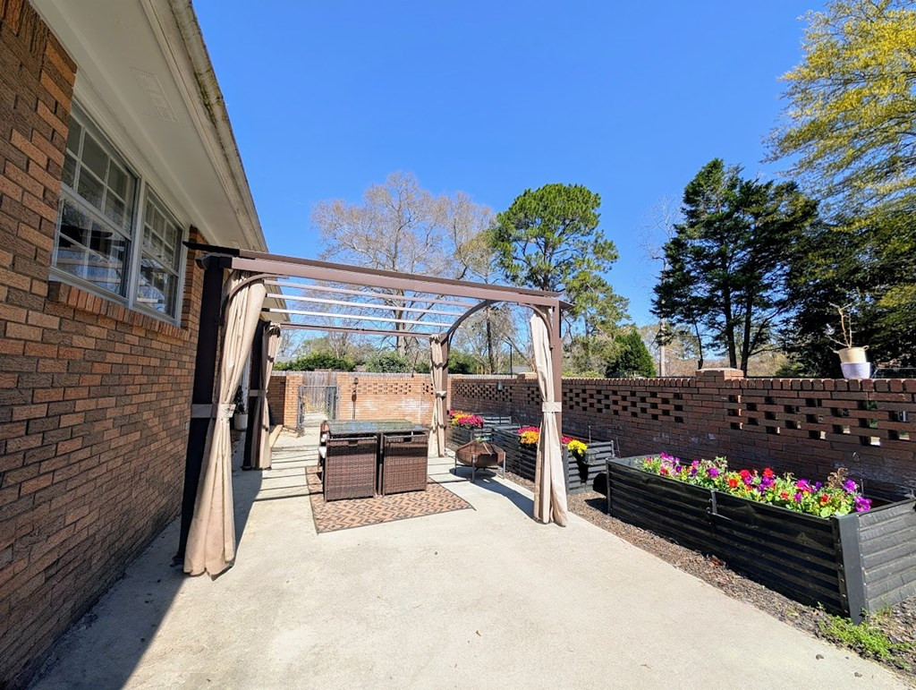 593 Covington Street