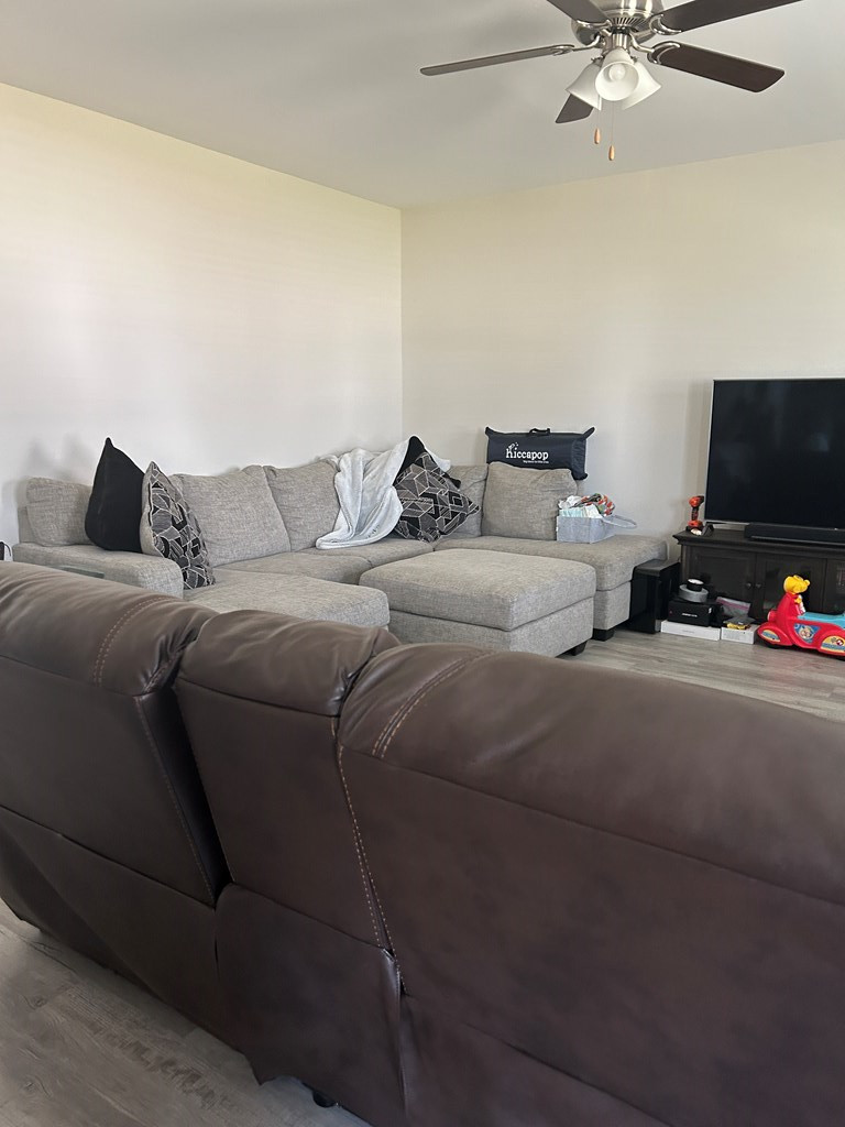 1545 Sawtooth Dr