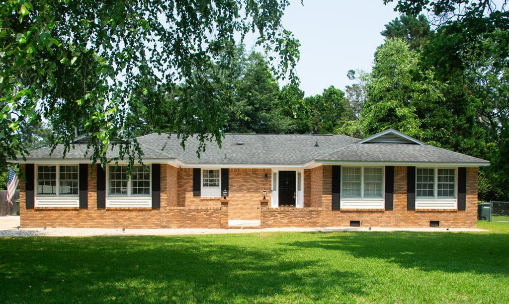 593 Covington St