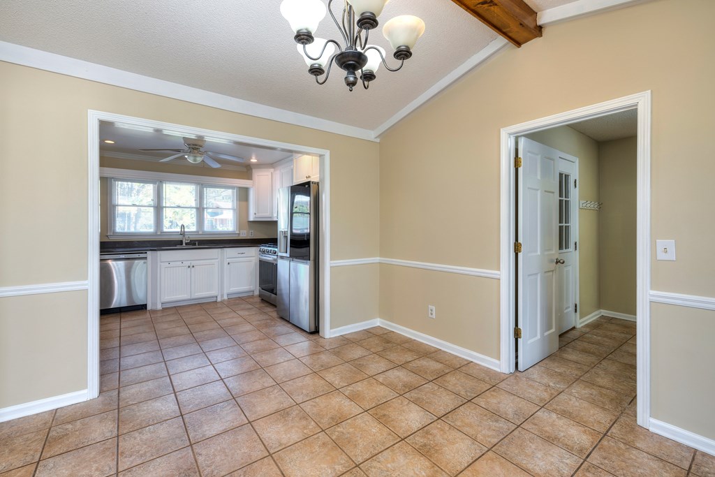 395 E Emerald Lake Dr