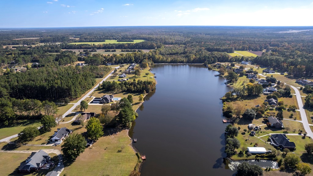 395 E Emerald Lake Dr