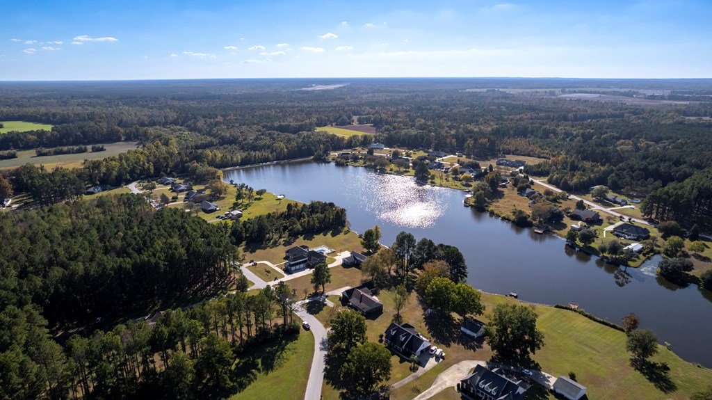 395 E Emerald Lake Dr