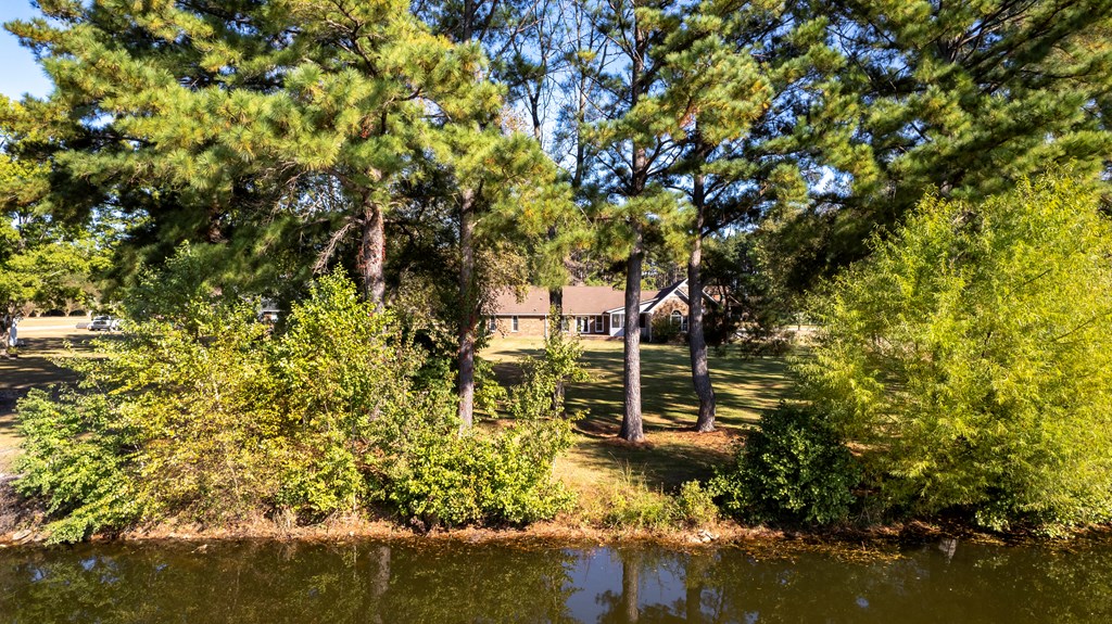 395 E Emerald Lake Dr