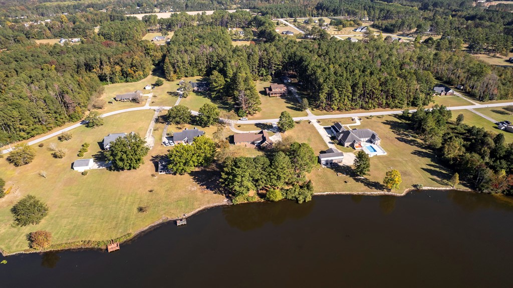 395 E Emerald Lake Dr