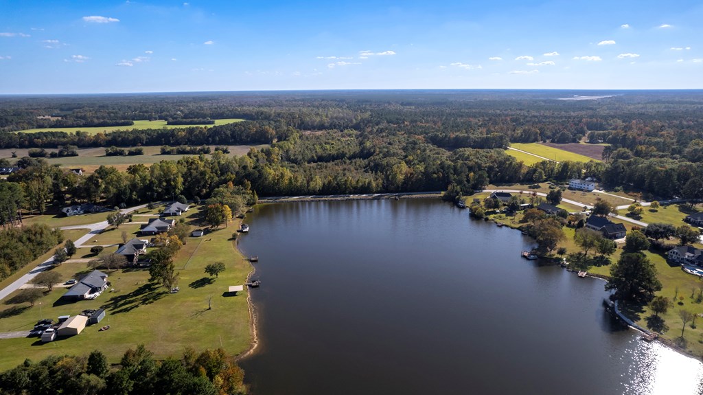 395 E Emerald Lake Dr