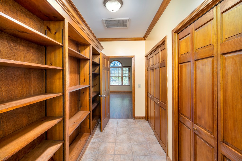 395 E Emerald Lake Dr