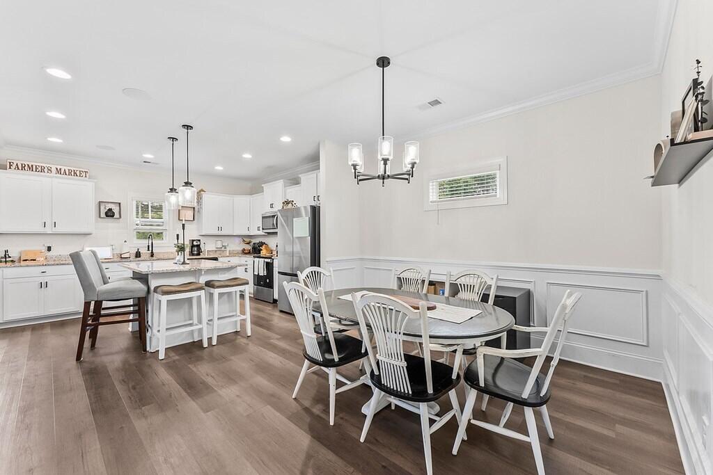 2085 Canadiangeese Drive