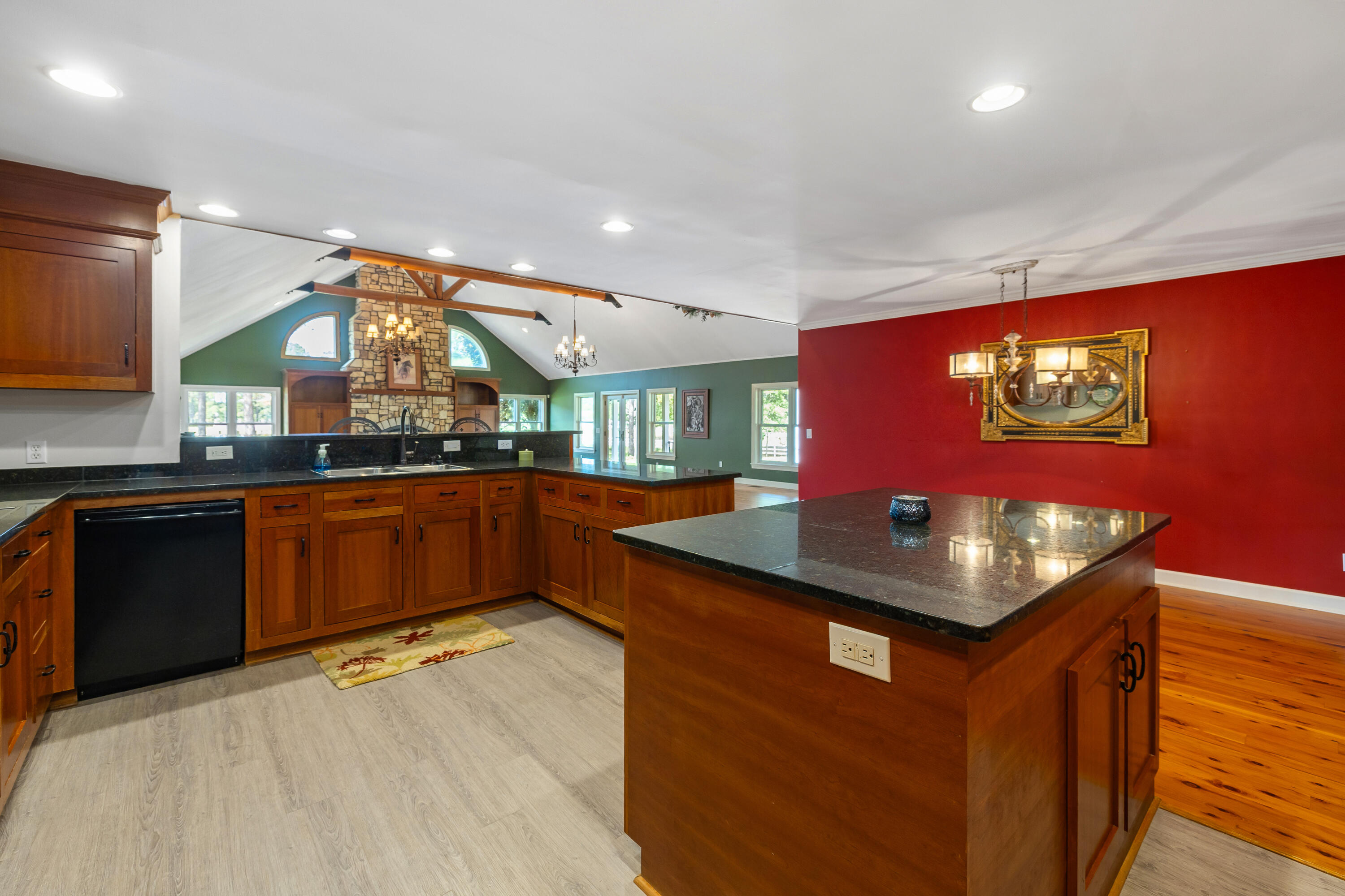 1210 Burnt Gin Road, Wedgefield