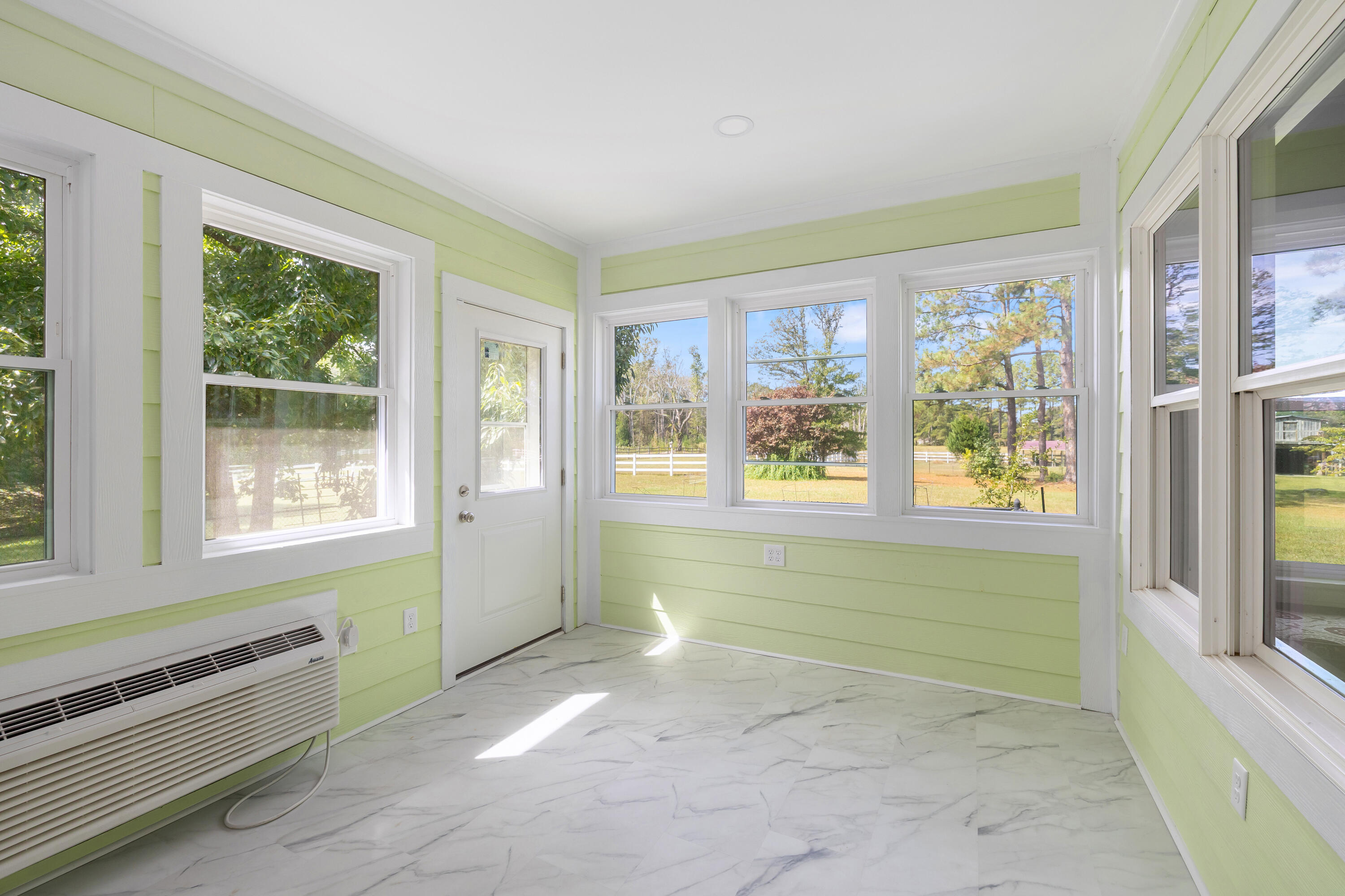 1210 Burnt Gin Road, Wedgefield