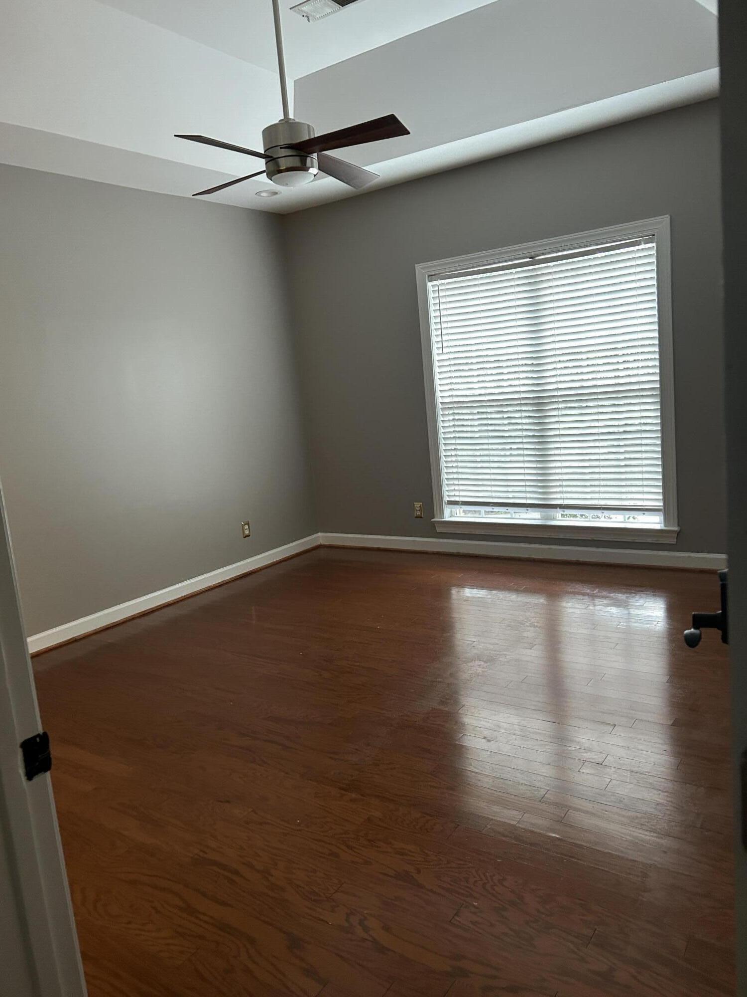 216 Hope Road, Columbia