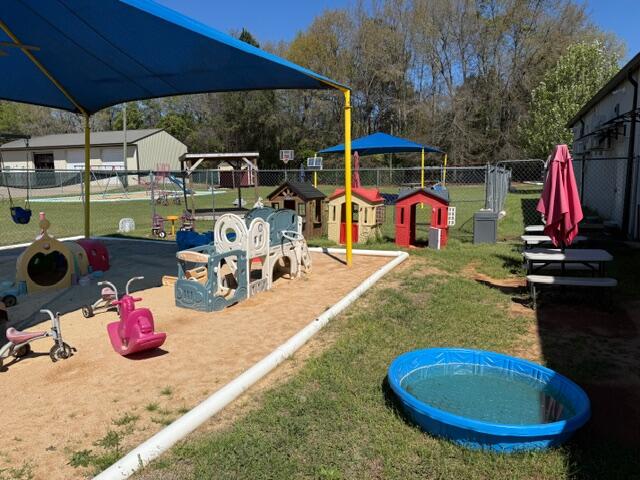 4215 Thomas Sumter Highway