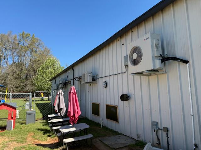 4215 Thomas Sumter Highway