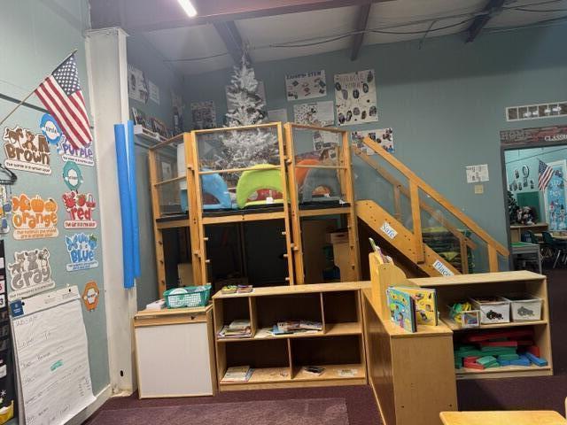 4215 Thomas Sumter Highway