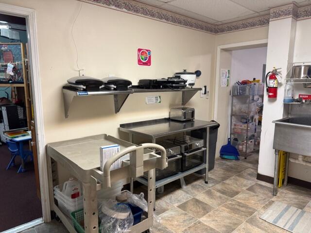 4215 Thomas Sumter Highway