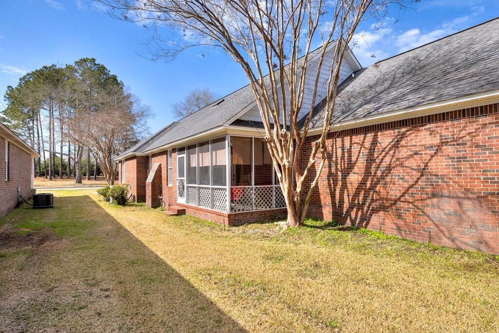 3200 Mayflower Lane