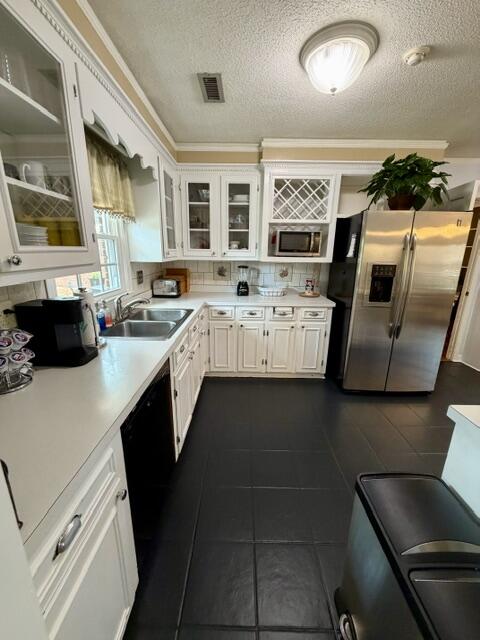 1017 Antlers Drive