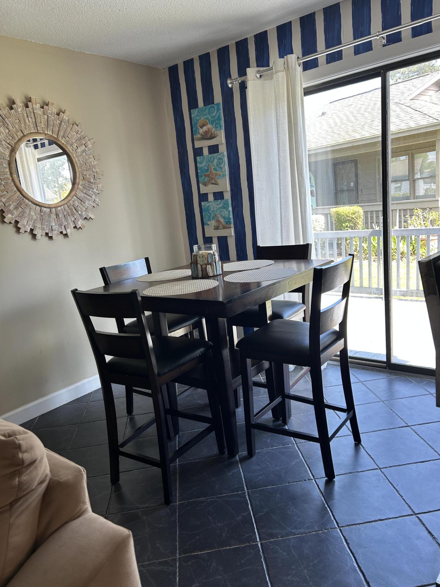 35 Foxcroft Lane