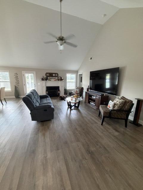 2090 Harborview Drive