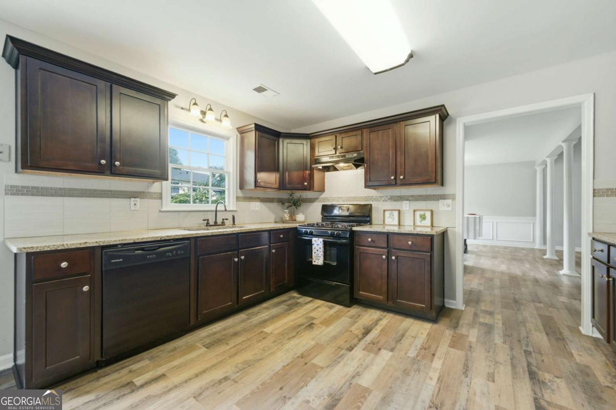 2110 November Court NW
