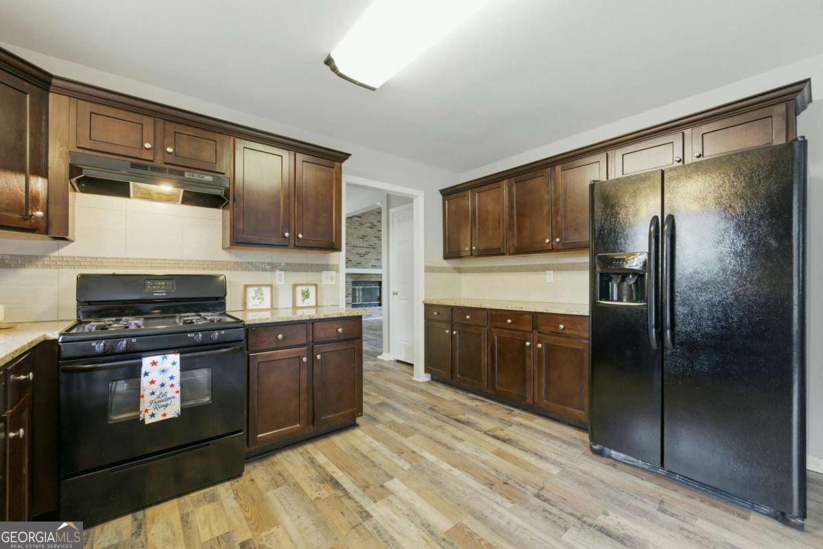 2110 November Court NW