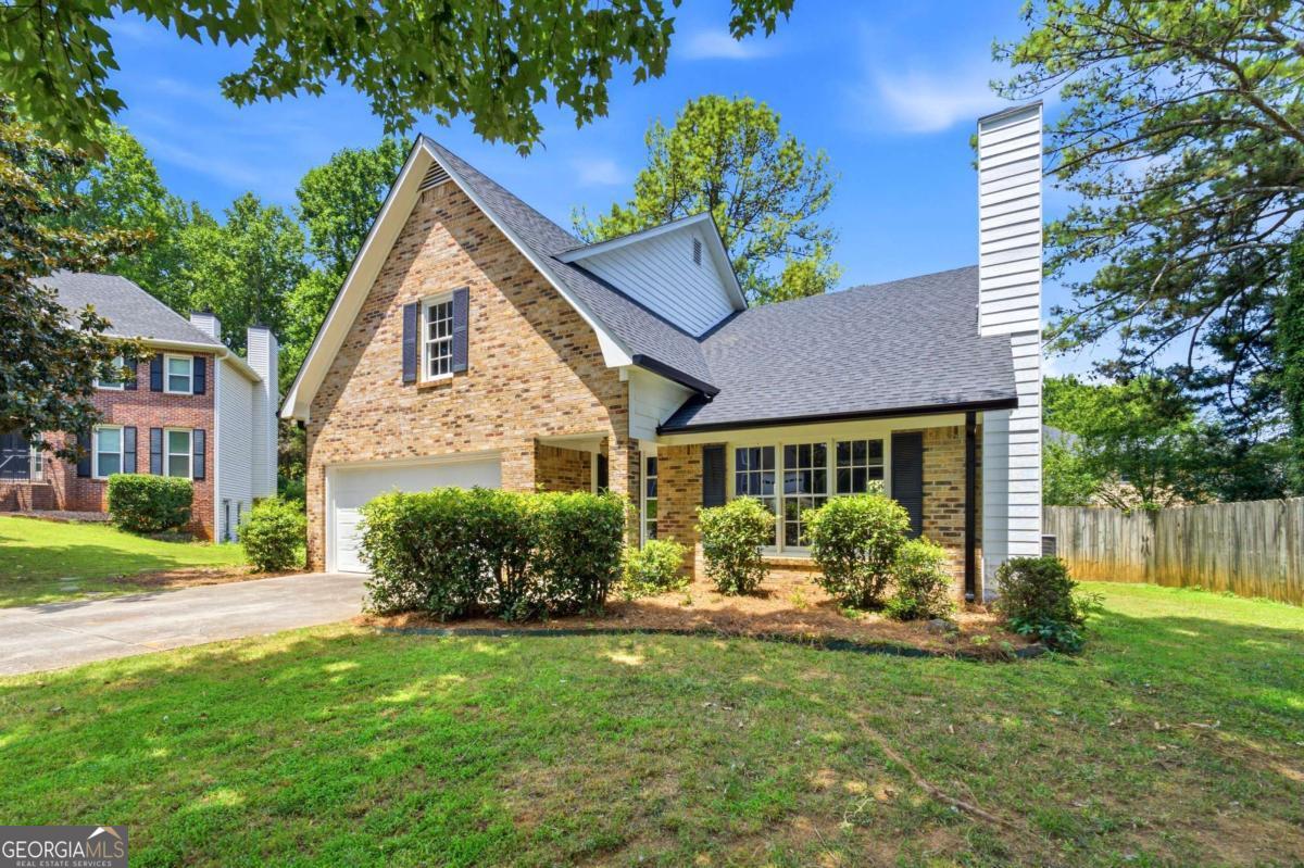 2110 November Court NW