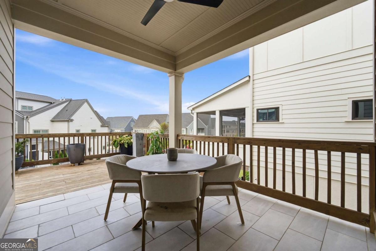 559 S Club Drive