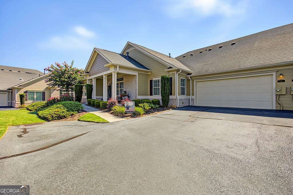 243 Orchards Circle