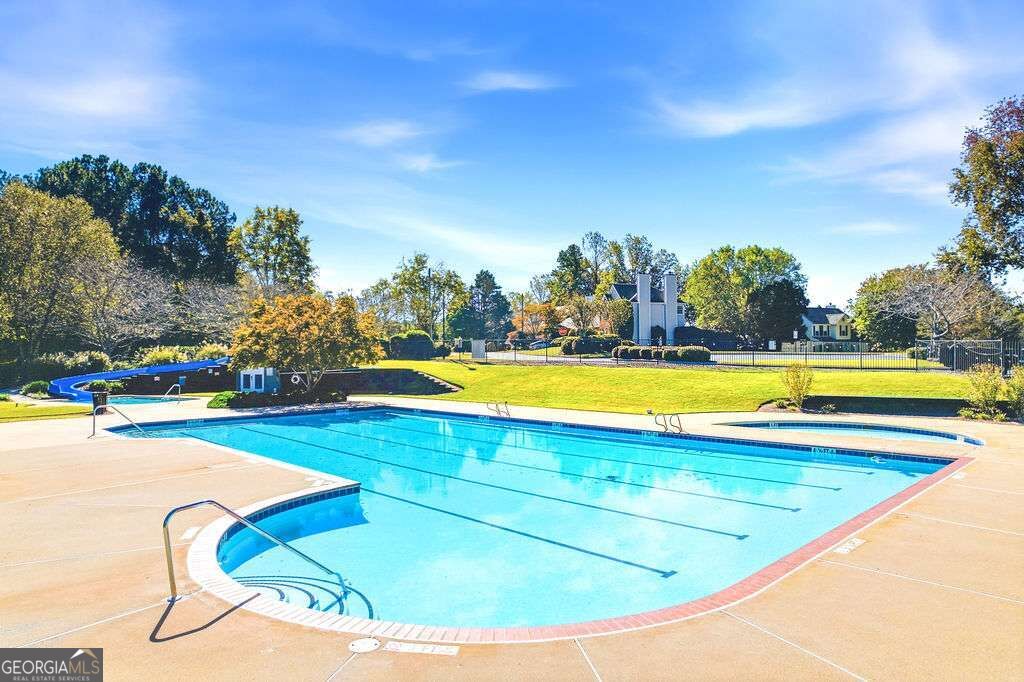 1028 Legacy Walk